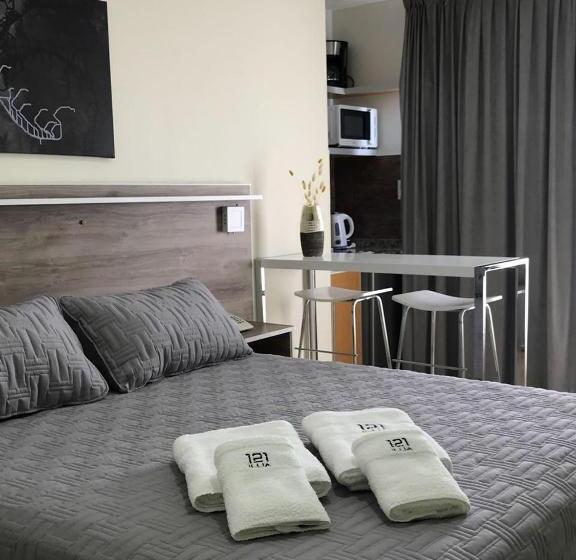 ホテル Illia 121 Apart