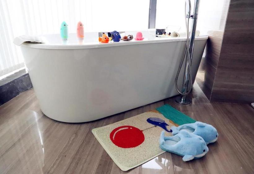 Отель Zhoushan Narada