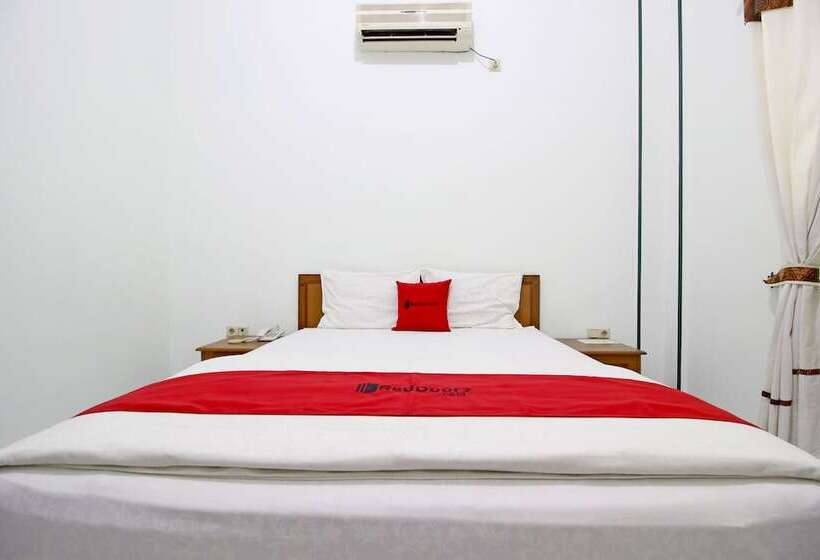 בית מלון כפרי Reddoorz Near Xt Square Yogyakarta