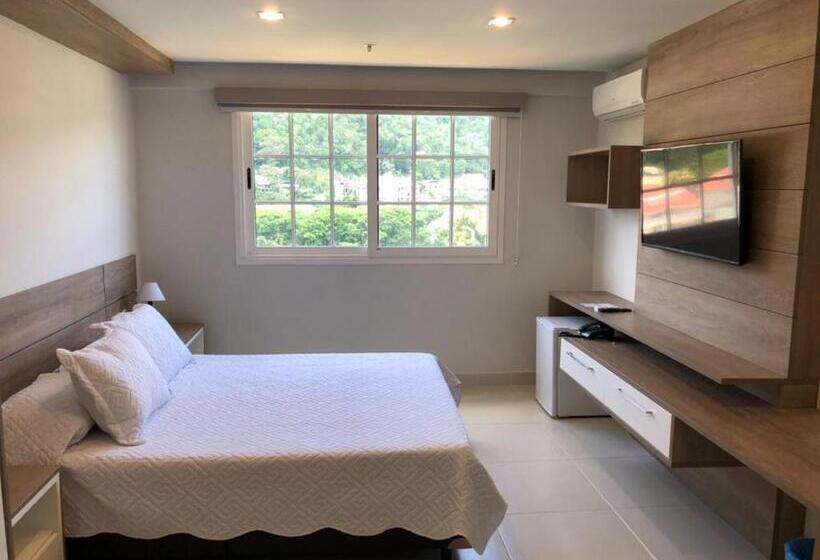 Live Suites Itaipava