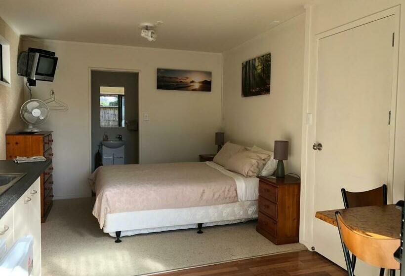 פנסיון Hahei Retreat