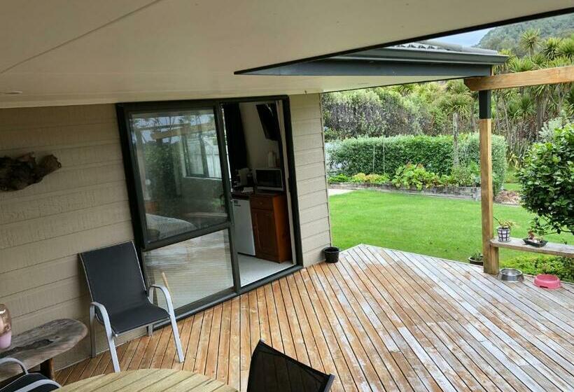 פנסיון Hahei Retreat