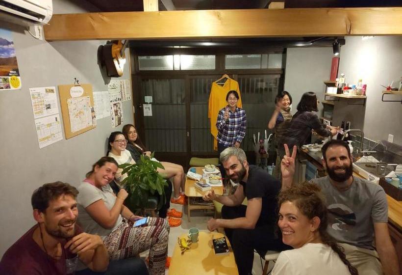 펜션 カミイチノマチ バックパッカーズ