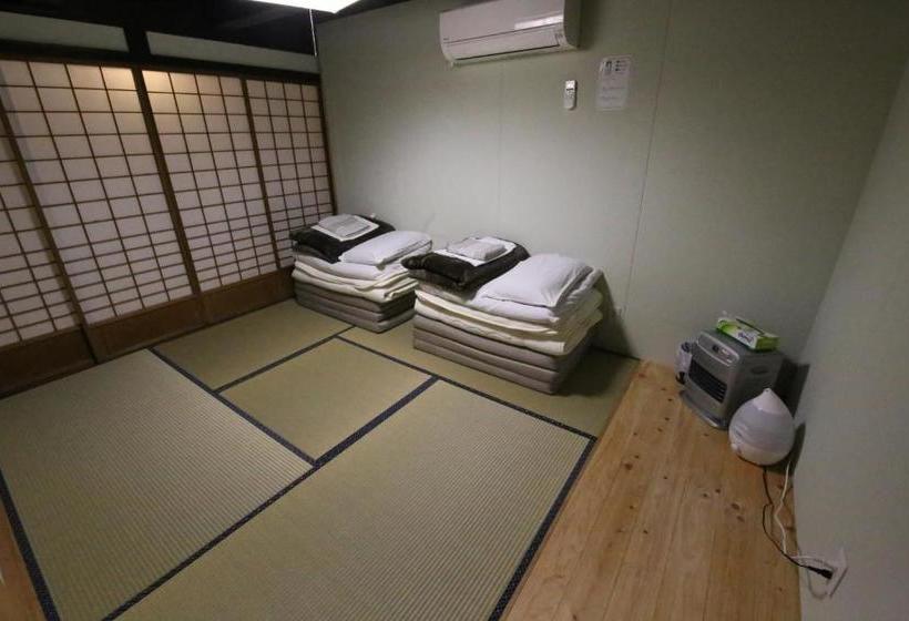 펜션 カミイチノマチ バックパッカーズ