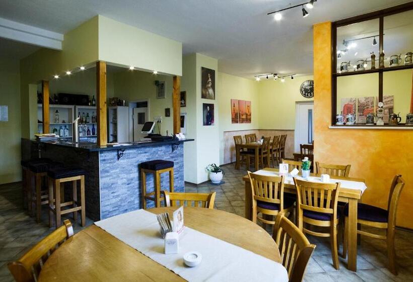 הוסטל Landgasthaus Queen Victoria