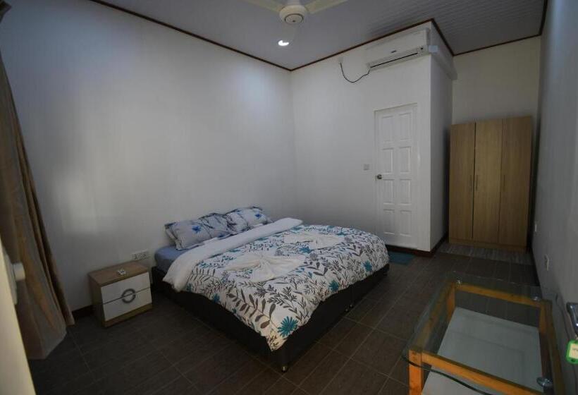 هاستل Surf Yoga Camp