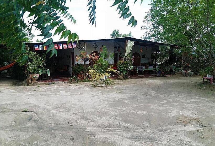 هتل Alojamiento Casa De Campo Los Cactus