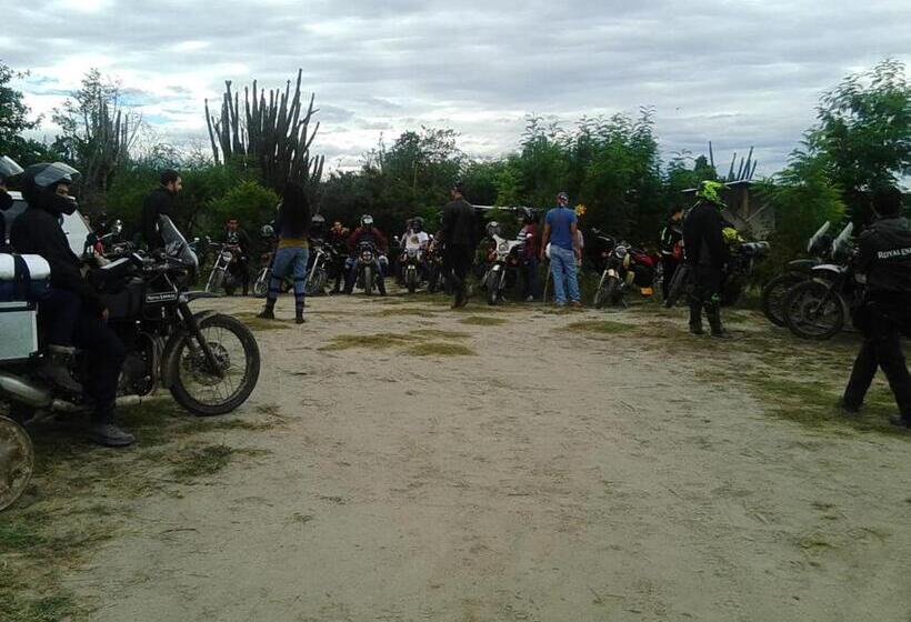 هتل Alojamiento Casa De Campo Los Cactus