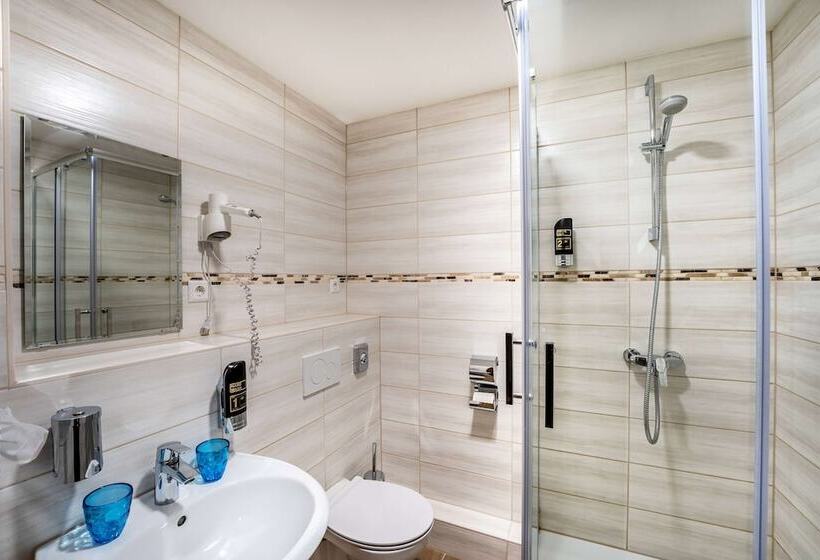 فندق Aspire Castillo Reutlingen, Trademark Collection By Wyndham