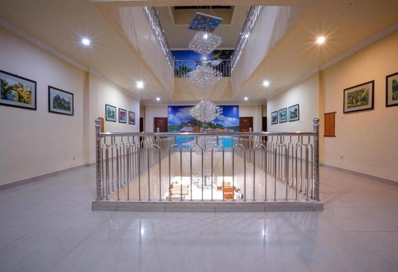 فندق Capital O 2064 Kartika Sriwijaya