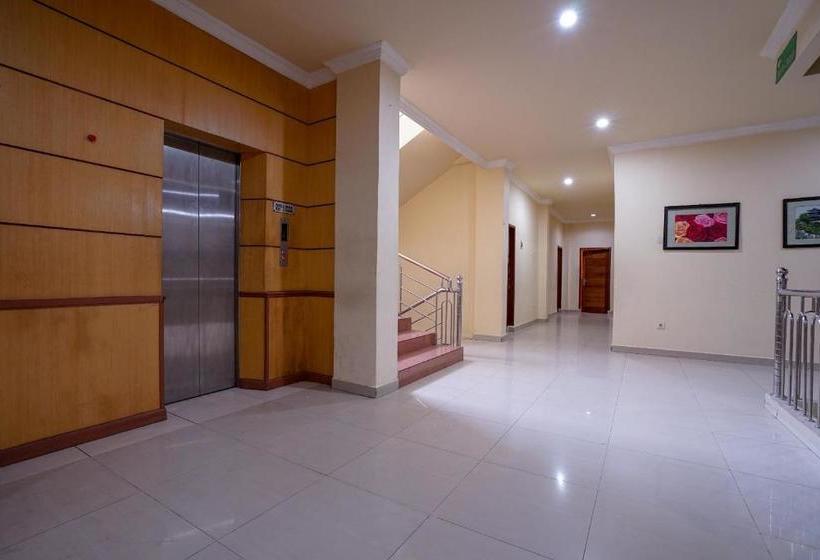 فندق Capital O 2064 Kartika Sriwijaya