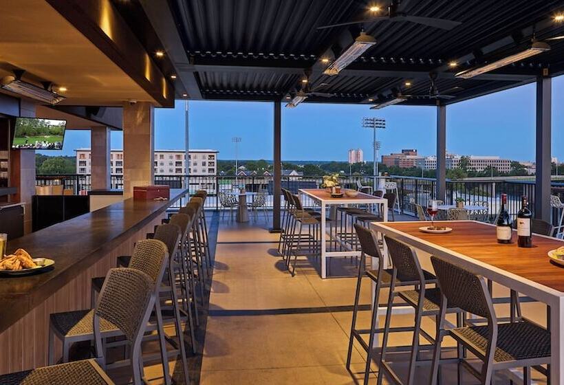 Отель Crowne Plaza North Augusta, An Ihg