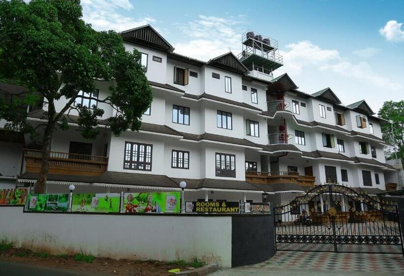 ホテル Enroute Thekkady