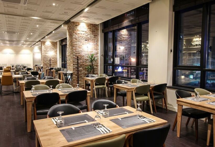 בית מלון כפרי Golden Tulip Ever Yongin