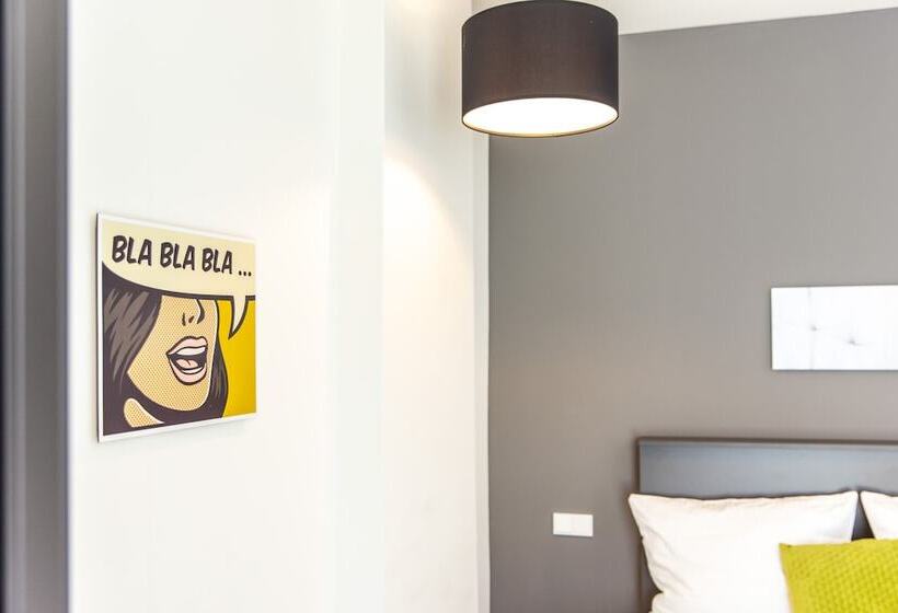 هتل Luxstay Bad Nauheim Self Check In