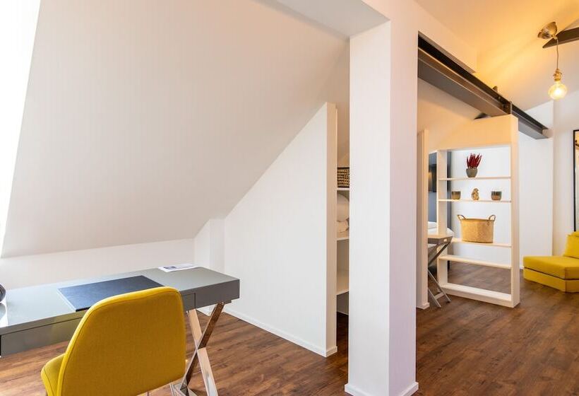 هتل Luxstay Bad Nauheim Self Check In