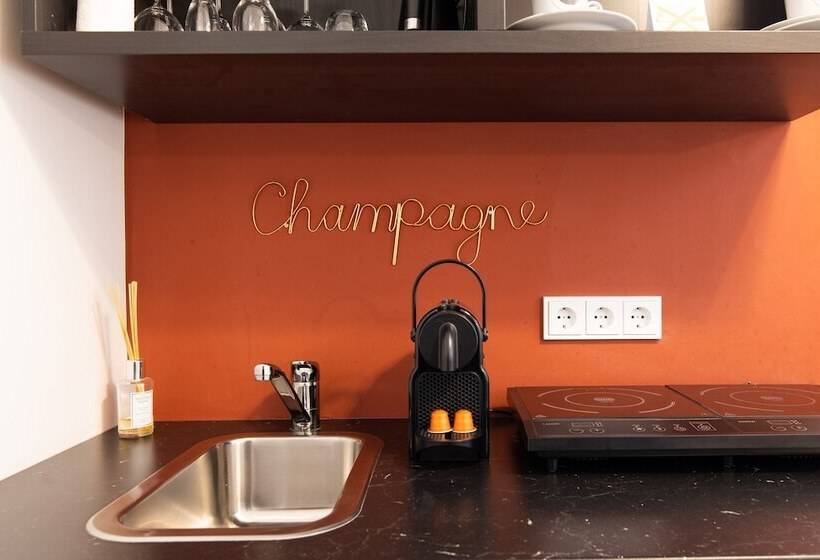 هتل Luxstay Bad Nauheim Self Check In