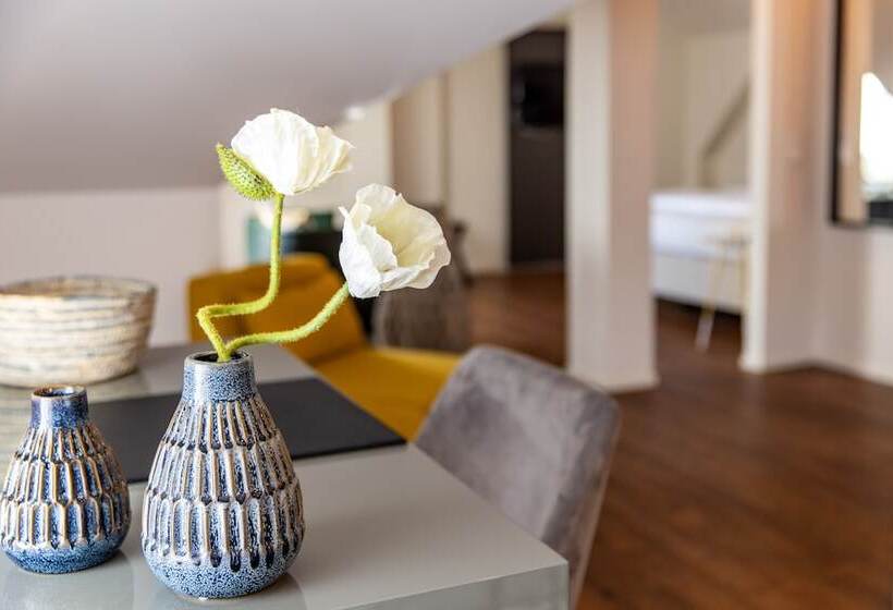 هتل Luxstay Bad Nauheim Self Check In