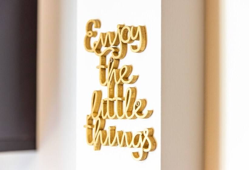 هتل Luxstay Bad Nauheim Self Check In