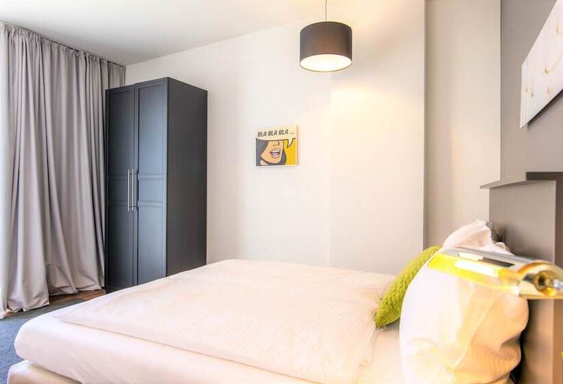 هتل Luxstay Bad Nauheim Self Check In