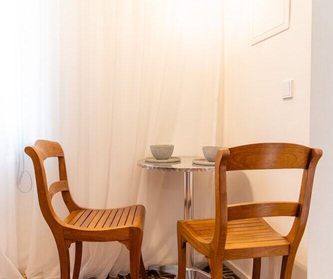 هتل Luxstay Bad Nauheim Self Check In