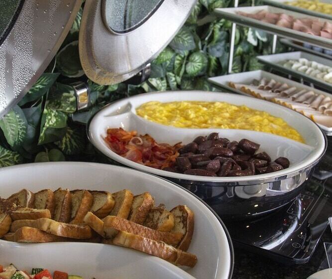 Отель Tierra Viva Trujillo