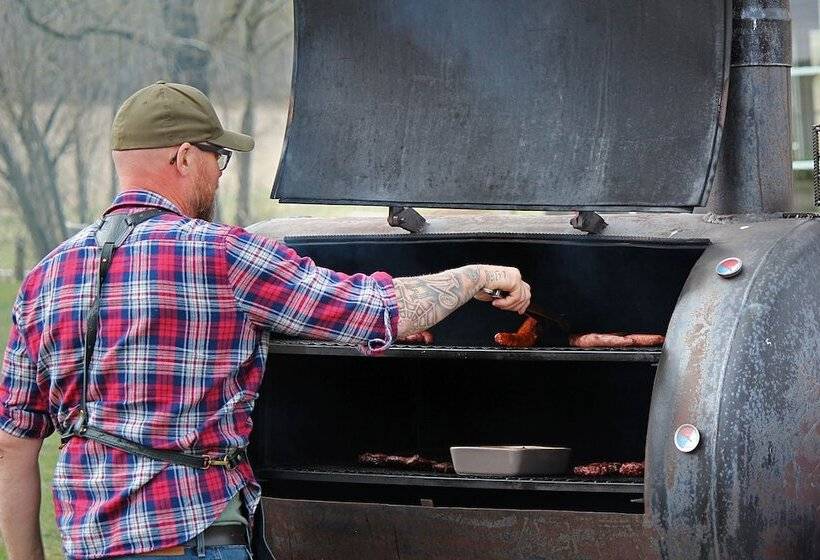 Отель Toric Farmlodge