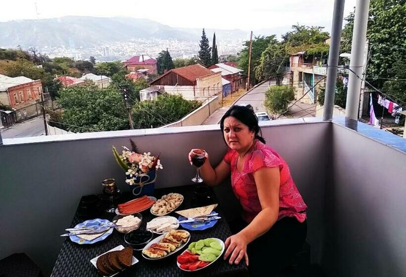 پانسیون Georgian Hosts Tbilisi