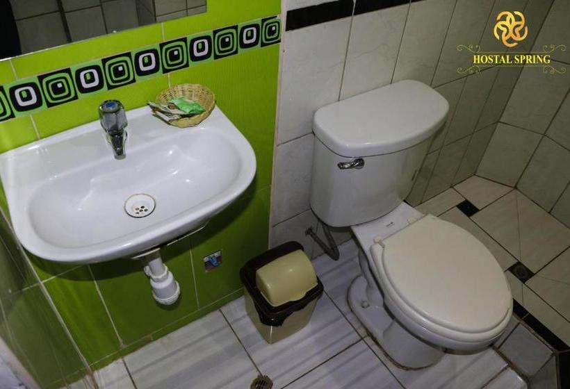 پانسیون Hostal Spring Ii