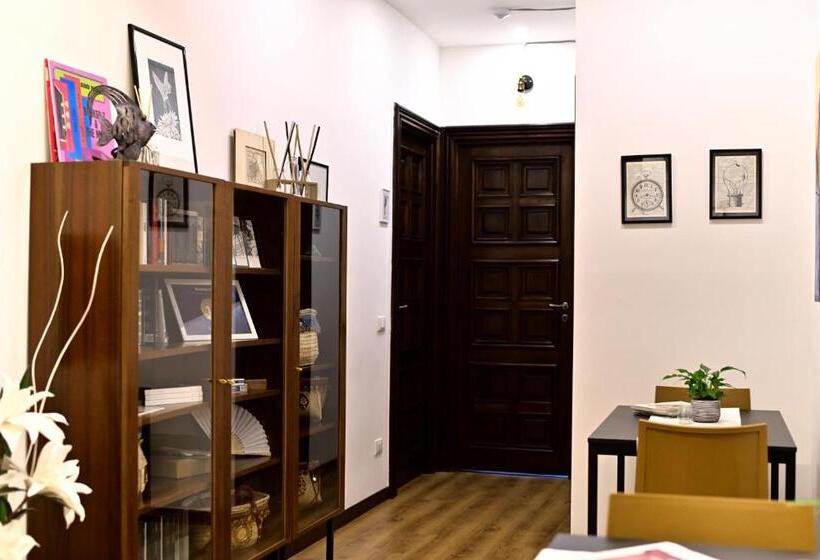 پانسیون Tetide Home