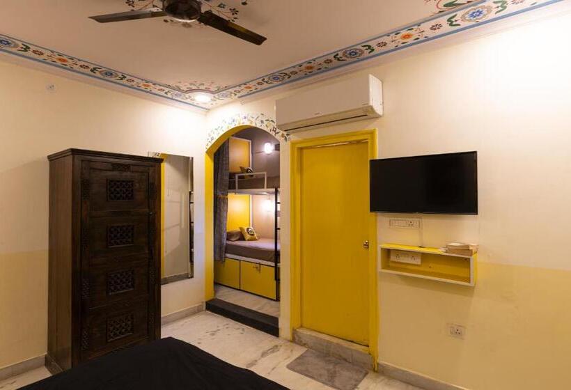 The Hosteller Jaipur