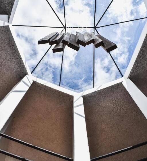 مبيت وإفطار Alternative Hostels