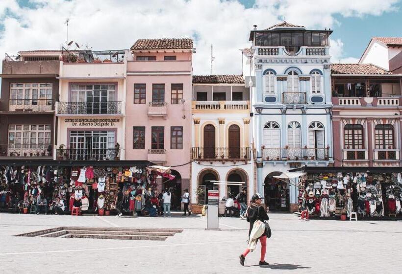 مبيت وإفطار Alternative Hostels