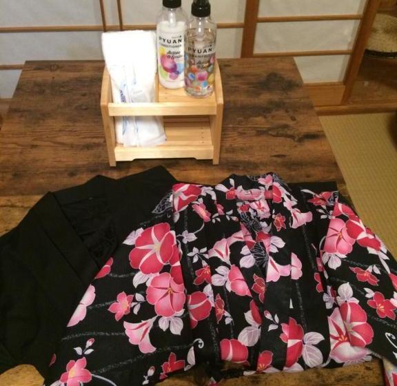 مبيت وإفطار Shimanami Kaido Sekisho No Yado Pompoko