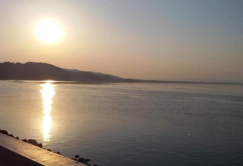 تختخواب و صبحانه Sobe Seka