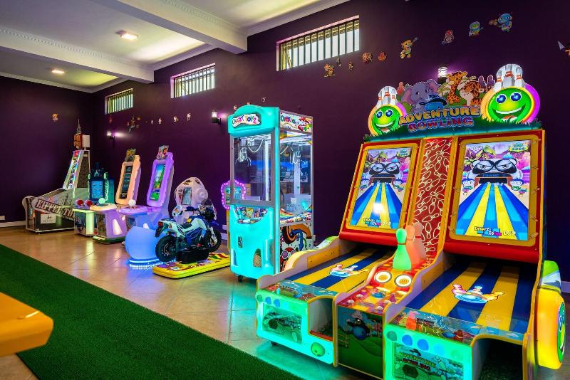 Fun Retreat Resort, Hotel And Ayurveda Spa