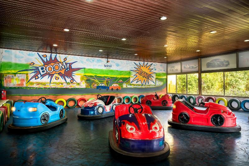 Fun Retreat Resort, Hotel And Ayurveda Spa