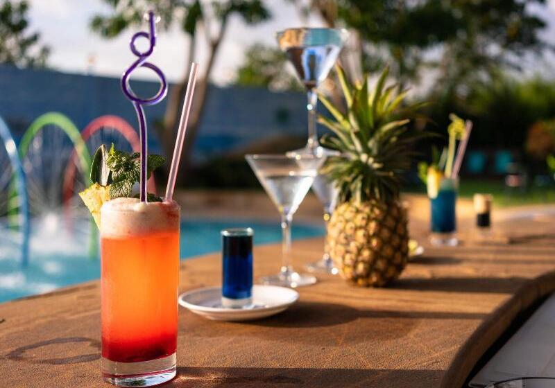 Fun Retreat Resort, Hotel And Ayurveda Spa