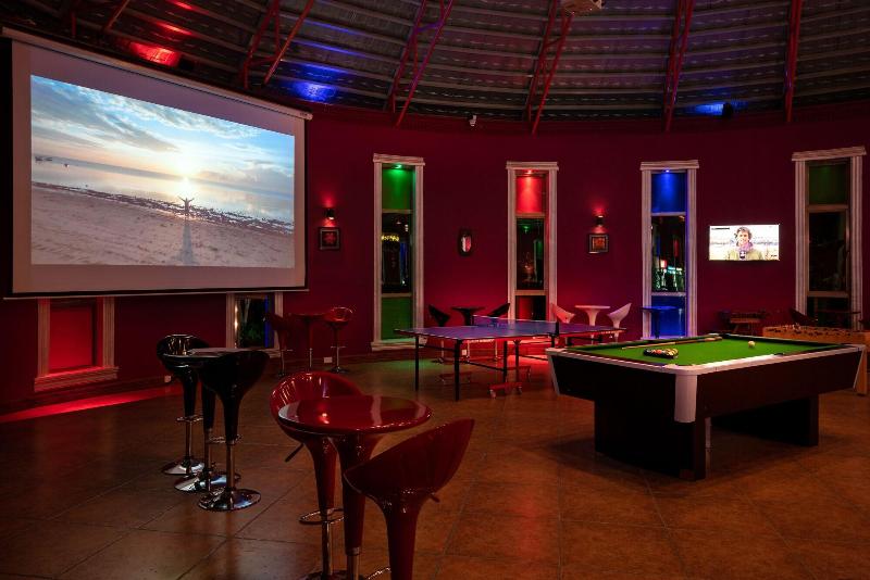 Fun Retreat Resort, Hotel And Ayurveda Spa