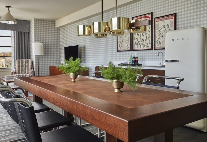 호텔 Graduate By Hilton Bloomington