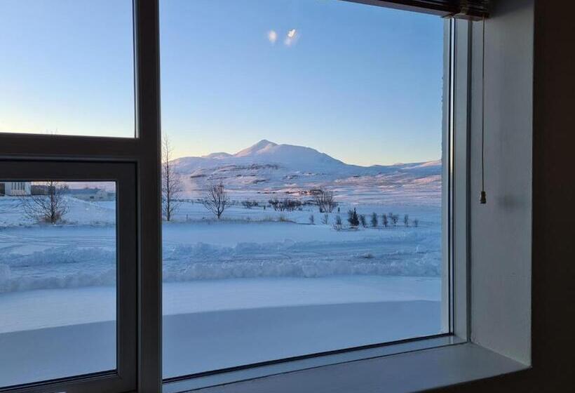 هتل Hlín Guesthouse