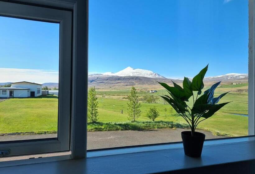 هتل Hlín Guesthouse