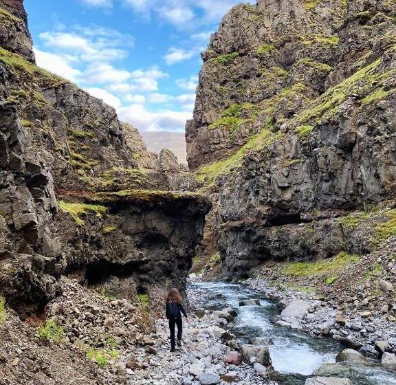 هتل Hlín Guesthouse