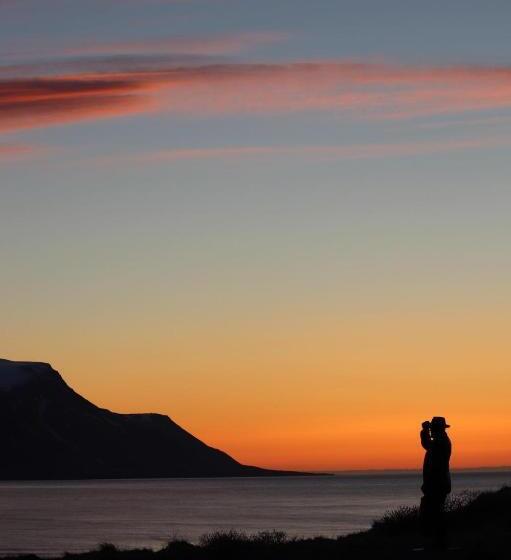 هتل Hlín Guesthouse