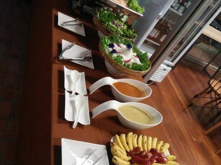 Отель Laekhon Nonbai