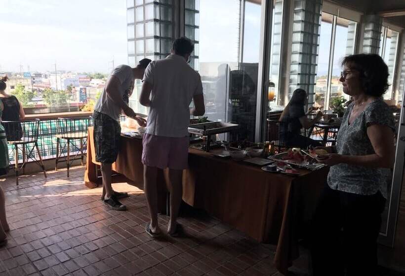 Отель Laekhon Nonbai