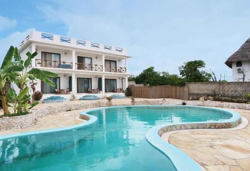 בית מלון כפרי Lucrezia's Garden Zanzibar