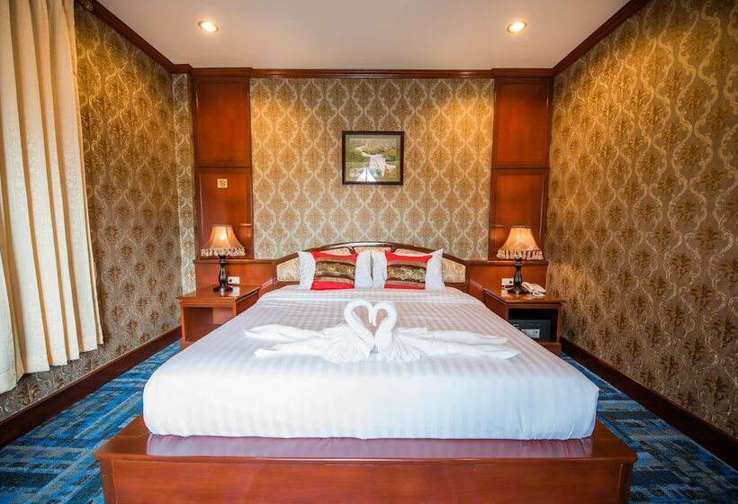 בית מלון כפרי Soubundith