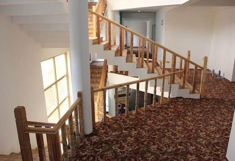 Пансион The Grand Chubi