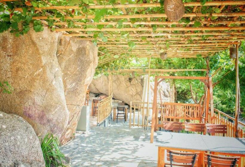 استراحتگاه Escalade Experience